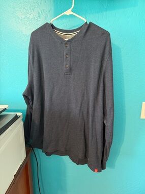 Men's Long Sleeve Henley Shirt in Navy